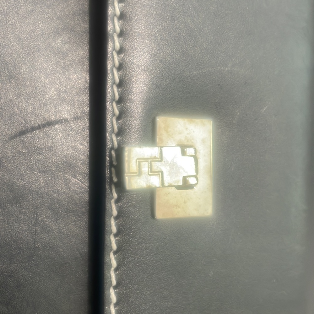 Pocketbook - Picture 10 of 11